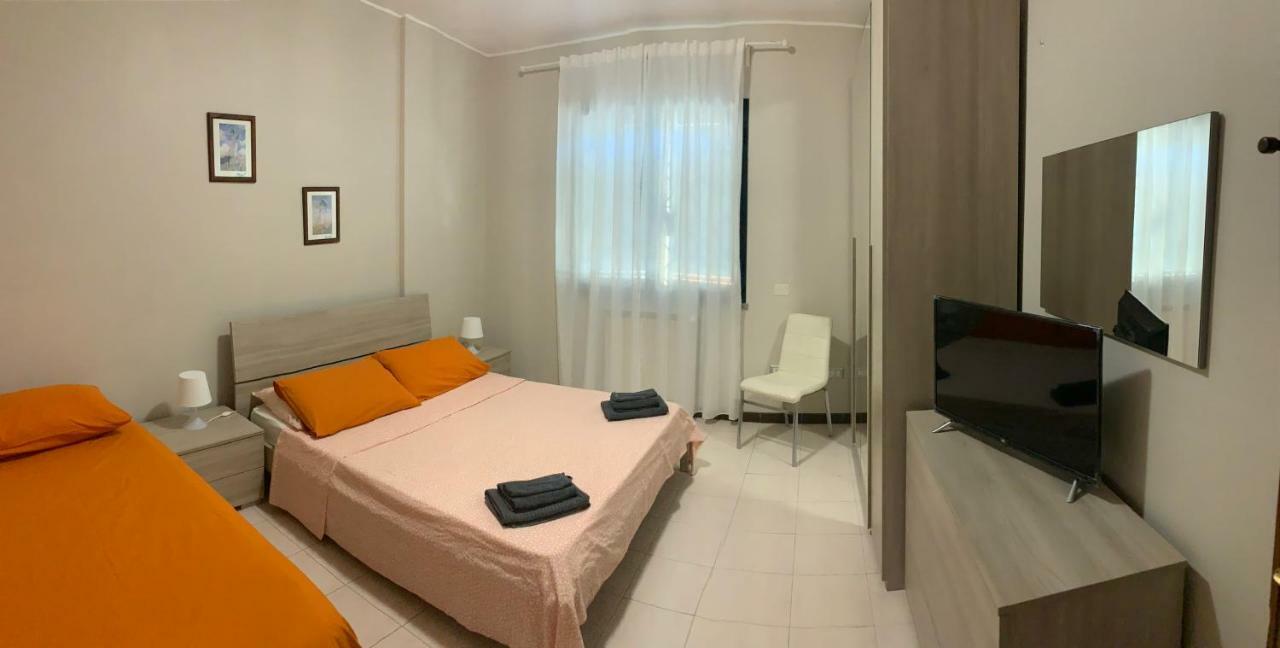 32 Hotel Ciampino Bagian luar foto